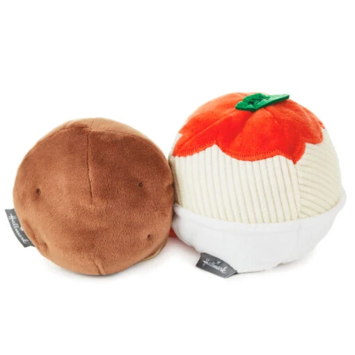 Hallmark Better Together Spaghetti And Meatball Magnetic Plush, 4.75" - Image 2