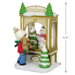Hallmark Christmas Window 2023 Exclusive Ornament -Best Christmas Decoration Stores Christmas Window 2023 Exclusive Ornament 2299QXC5618 03